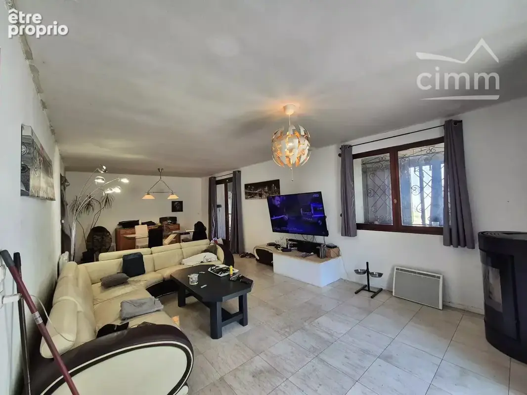 Maison familiale à rénover à OUCQUES LA NOUVELLE - photo 3