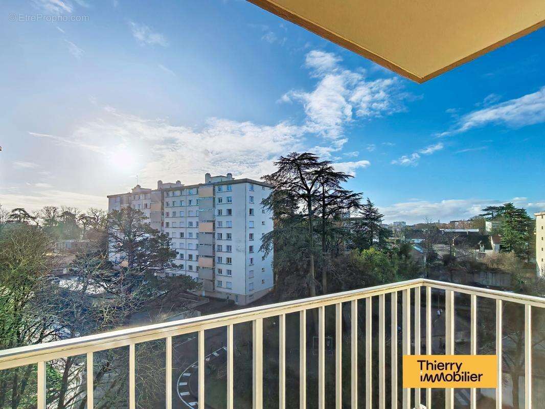 T5 lumineux avec balcon et parking - Résidence familiale calme - photo 5
