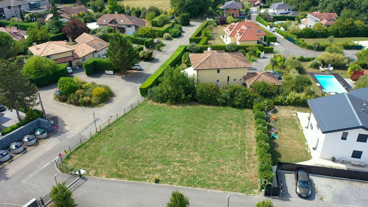Terrain constructible à Messery de 859 m² - photo 2