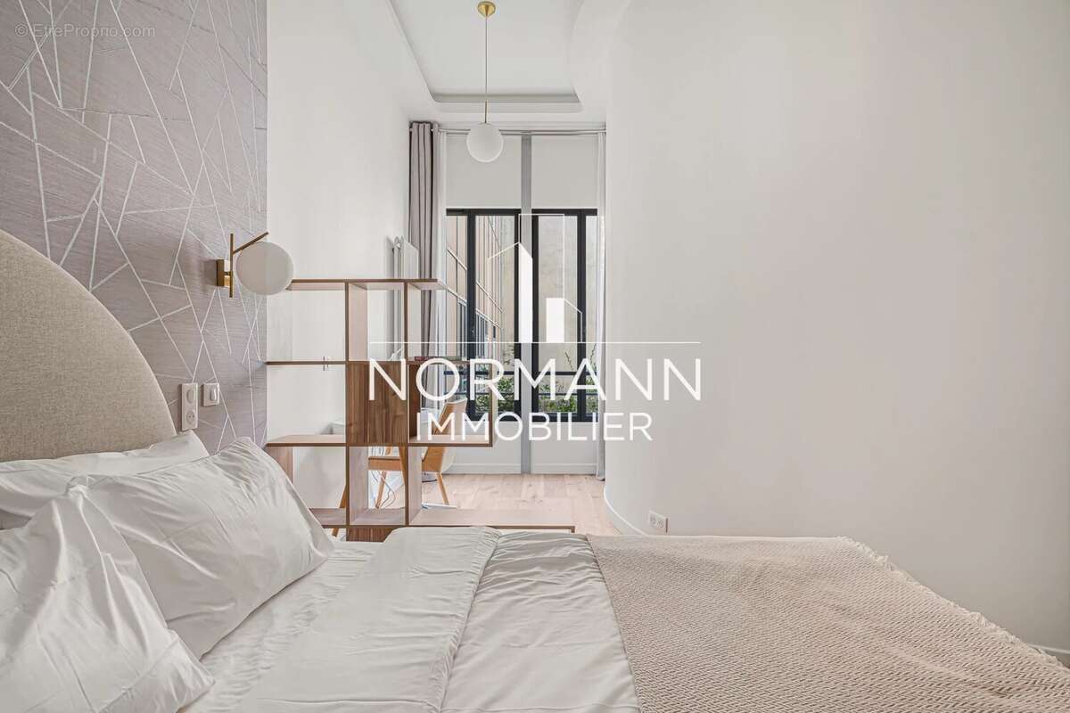 Appartement à PARIS-3E