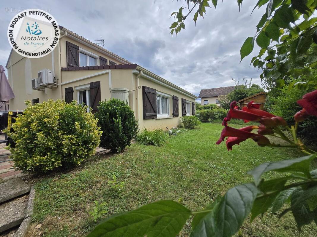 Maison à GONDREVILLE