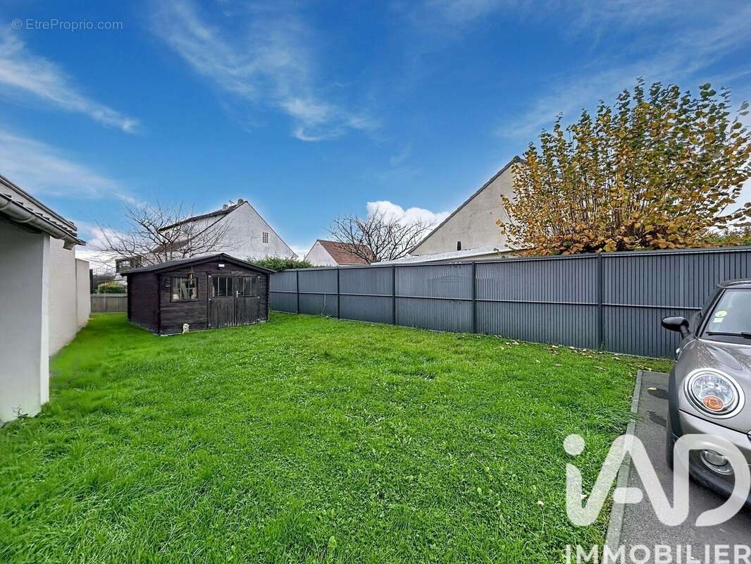 Photo 3 - Maison à FAVIERES