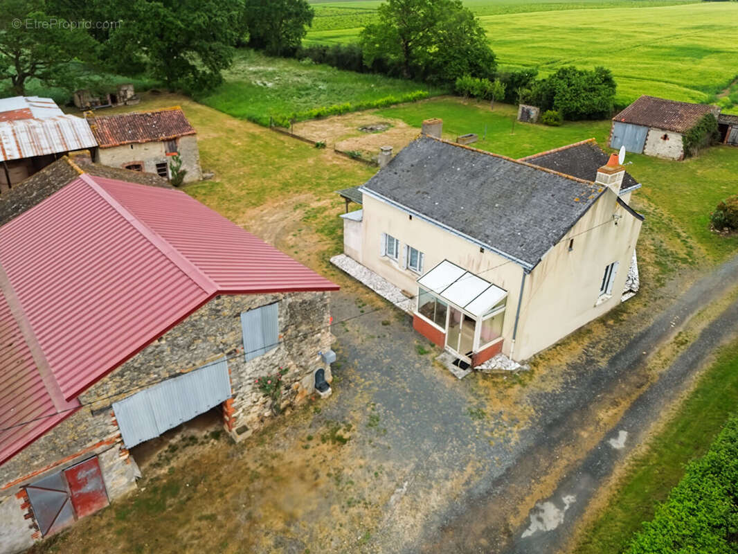 Maison à VIHIERS