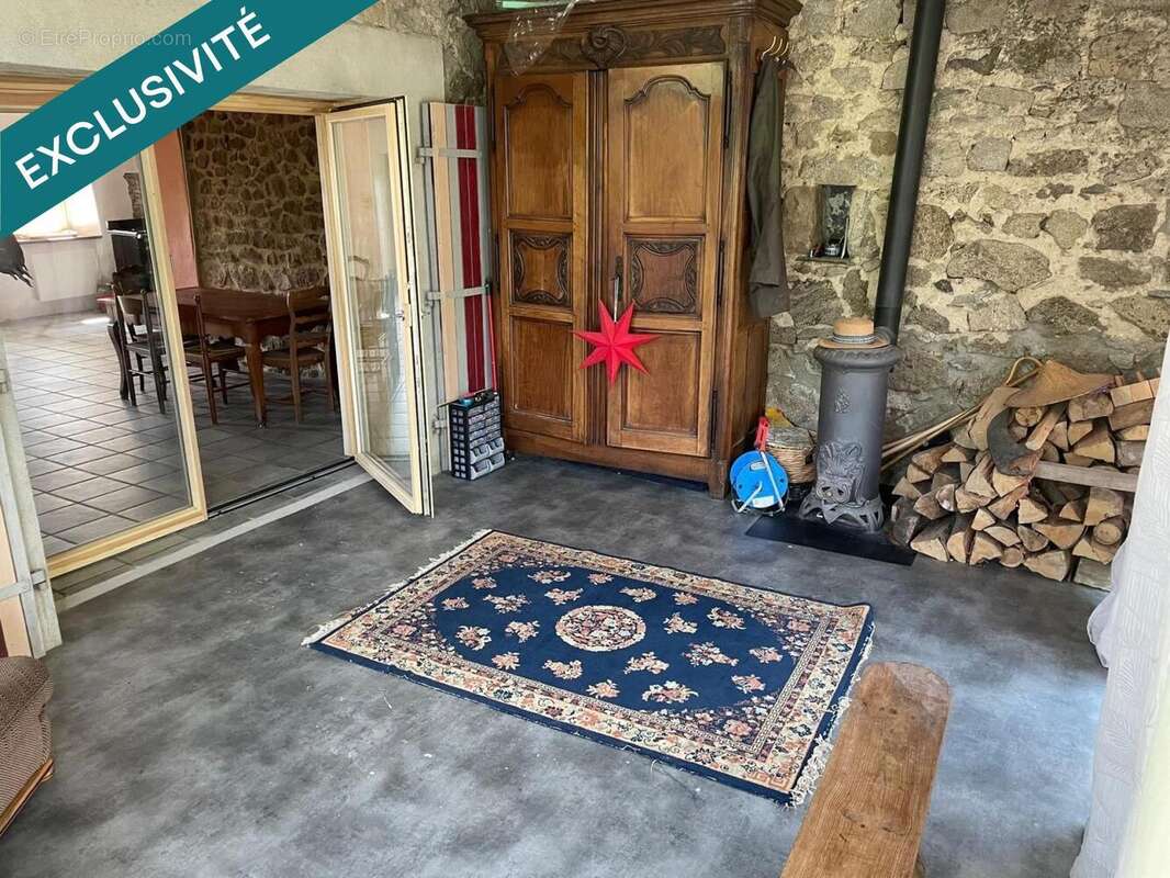 Photo 6 - Maison à SAINT-JULIEN-DU-GUA