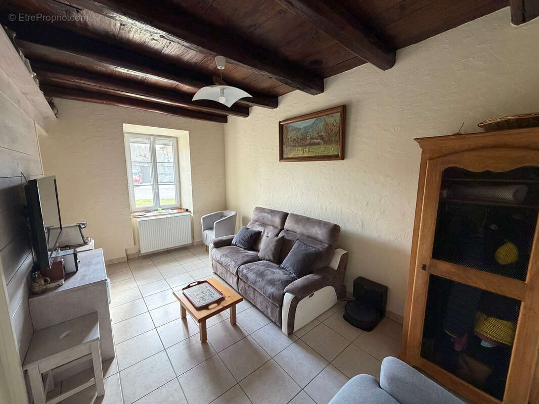Maison à SAINTE-BLANDINE