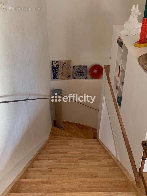 Maison à CHATEAURENARD