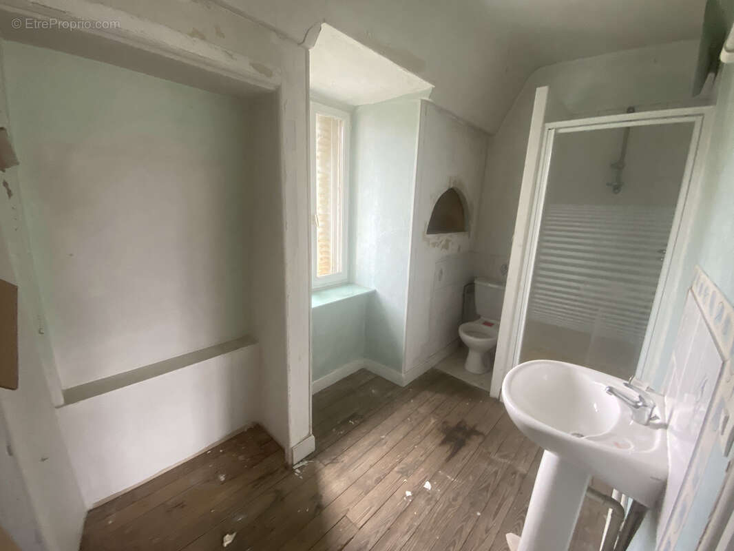 Appartement à MONCEAUX-SUR-DORDOGNE