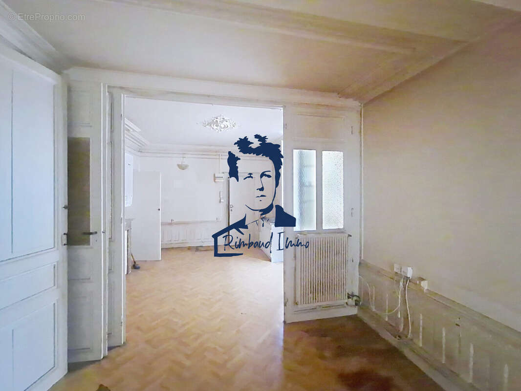 Appartement à CHARLEVILLE-MEZIERES