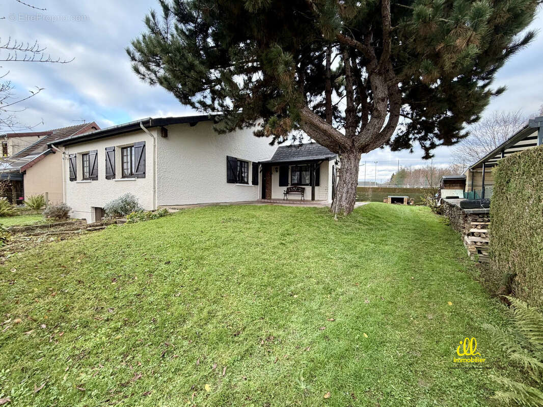 Maison à NOUVION-SUR-MEUSE