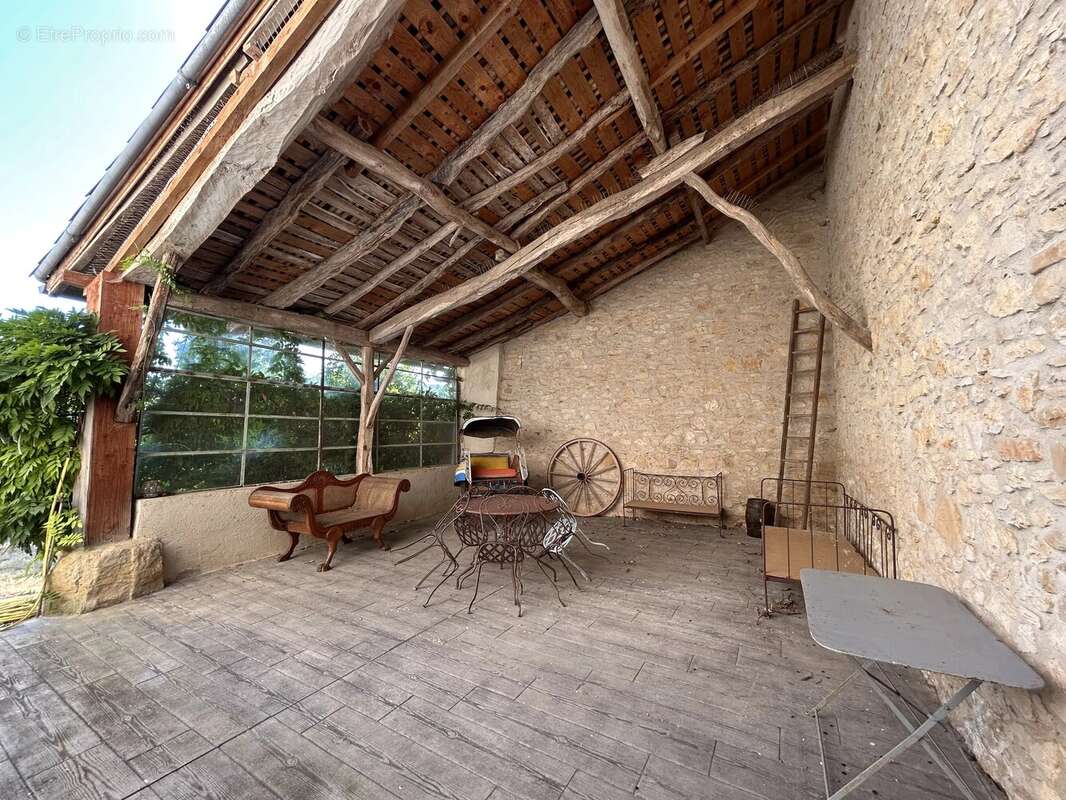 Maison de village T8, garage, grange, piscine sur 3456m² - photo 21