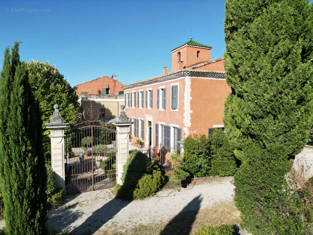 Maison à LORIOL-DU-COMTAT