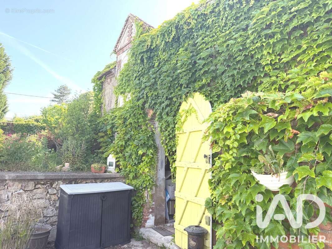 Photo 3 - Maison à THORIGNY-SUR-OREUSE
