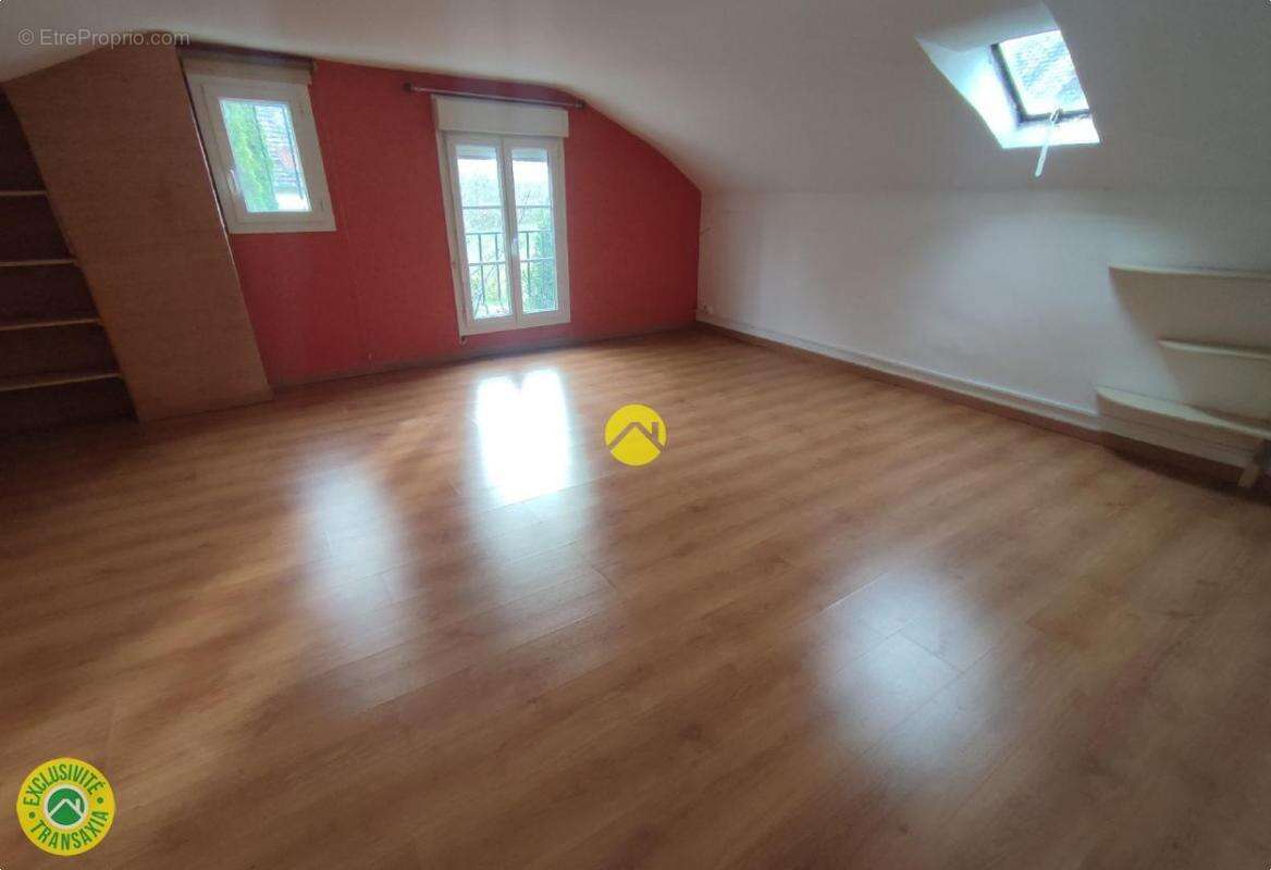 Maison à VAILLY-SUR-SAULDRE