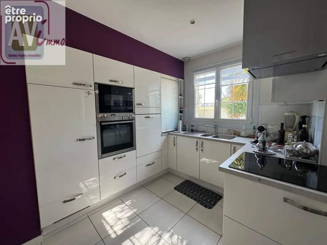 Maison 6 pièces 187 m² à vendre à La Roche-Sur-Yon (85000) - photo 2