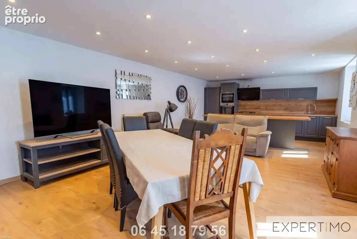 Maison de caractere renovee - calme - vue degagee- piscine et grange - photo 4