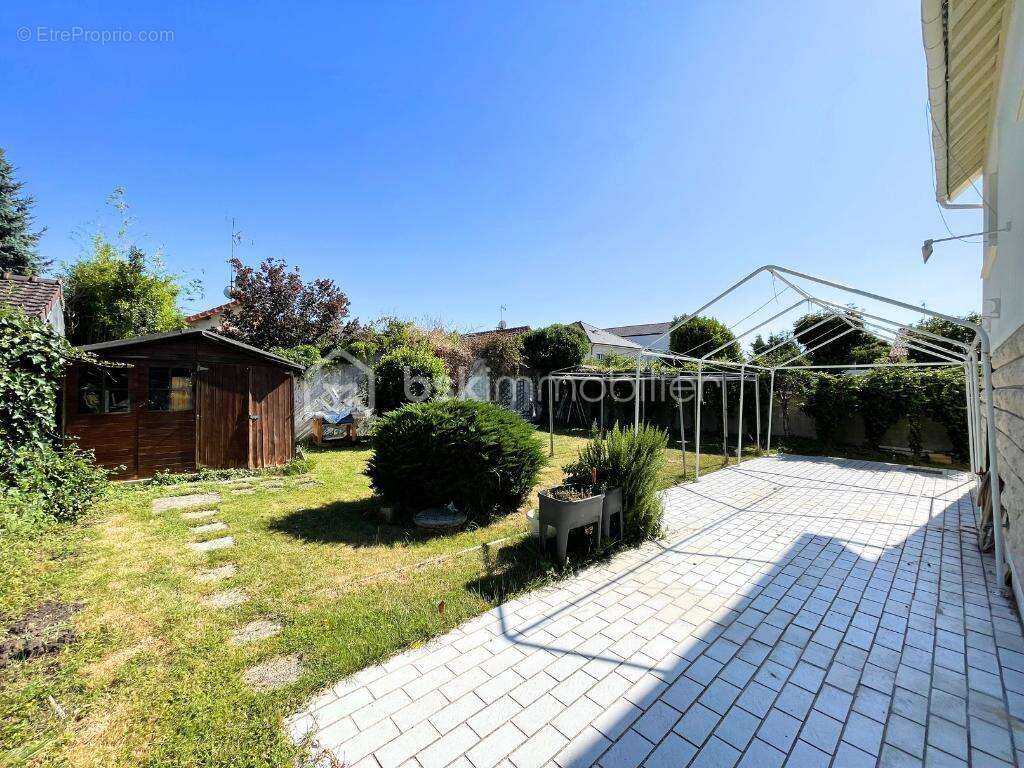 Maison à TREMBLAY-EN-FRANCE