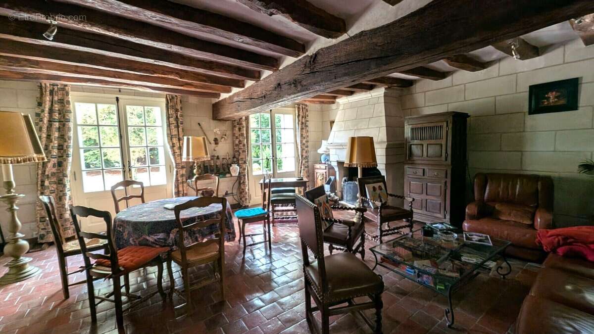 Maison à MONTRICHARD