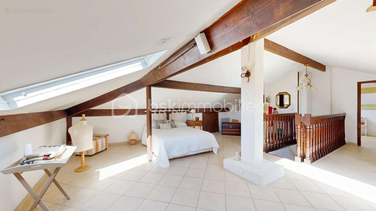 Havre de paix : grande maison familiale et son magnifique jardin - photo 7