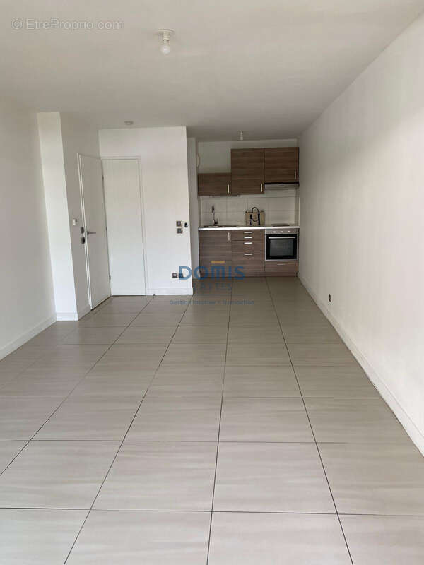 Appartement à LATTES