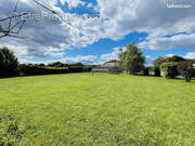 Terrain à CHARNAY-LES-MACON