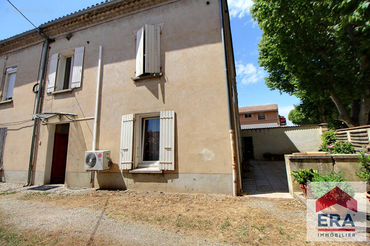 Maison à BOLLENE