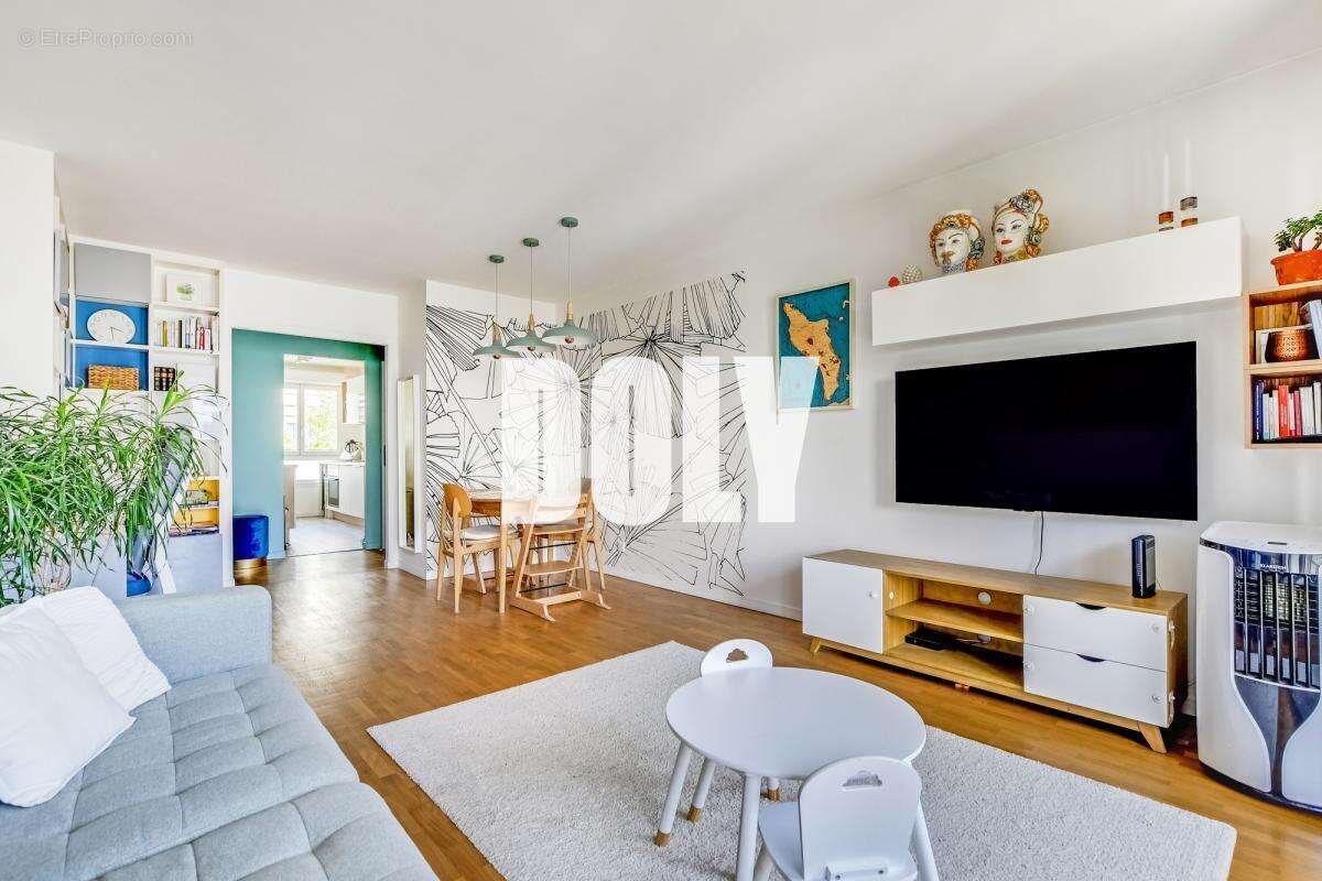 Appartement à MONTROUGE