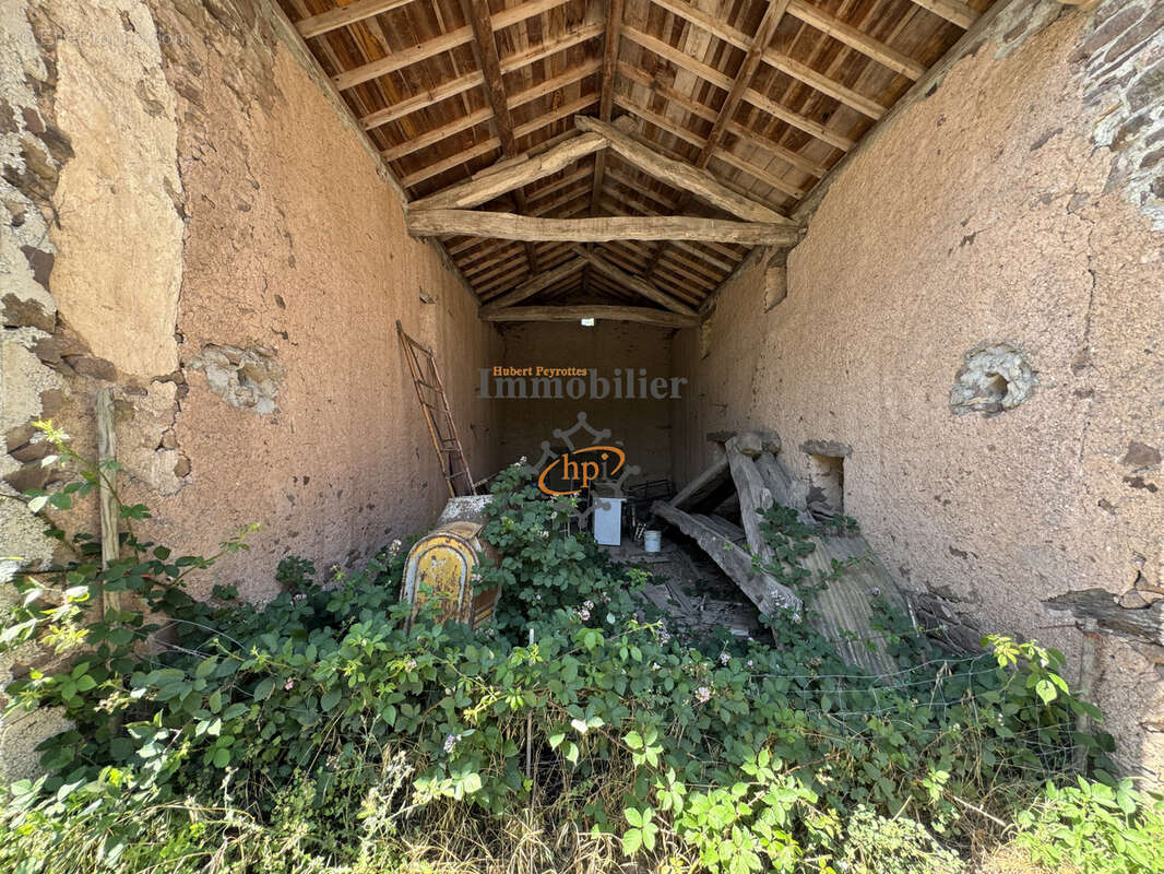 A vendre, commune de Mounès Prohencoux, grange et bâti en pierres sur terrain de 811 m2. - photo 10
