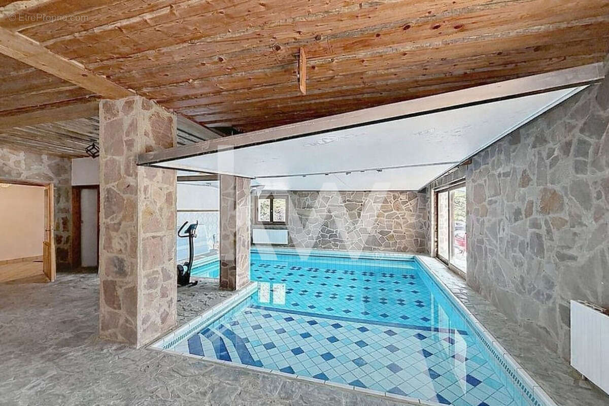 Maison à LE SAPPEY