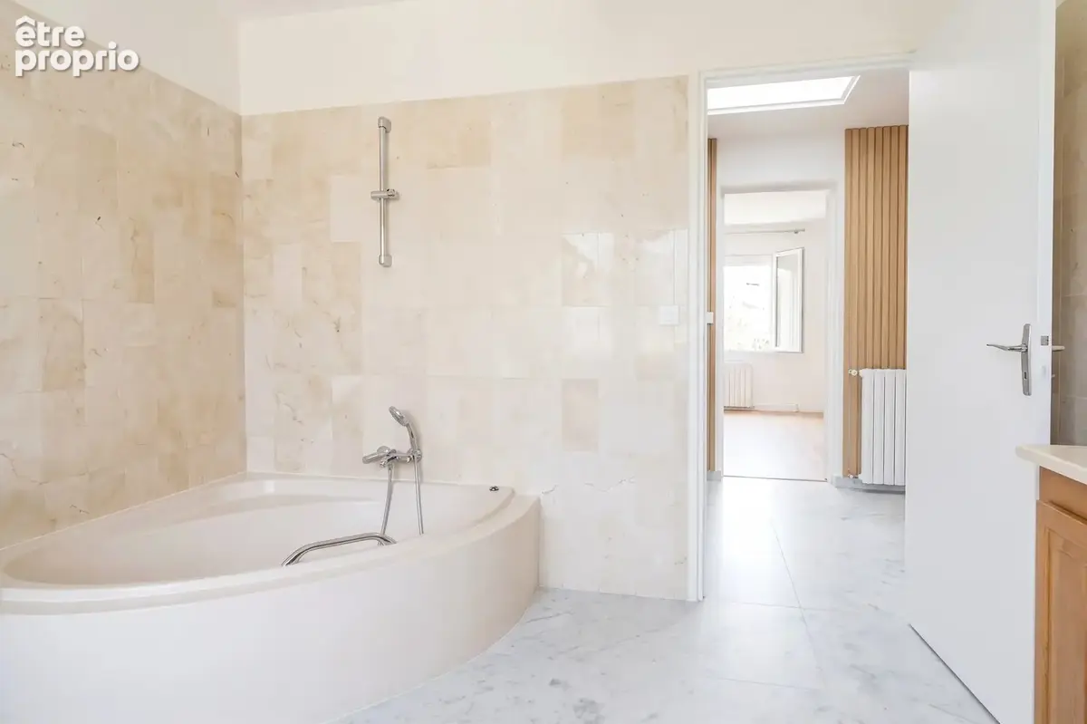 Maison 7 pièces 250 m² à vendre à Saint-Maur-Des-Fosses (94100) - photo 7