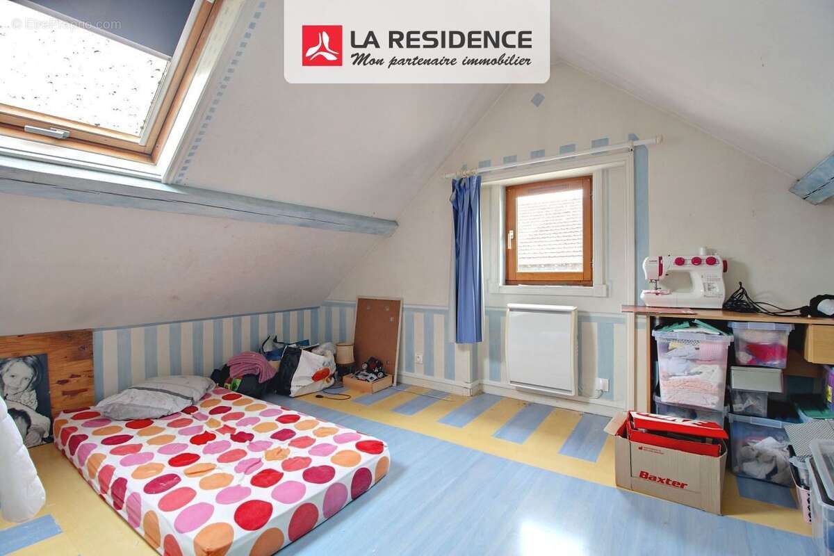 Maison à SAINT-ETIENNE-DU-ROUVRAY