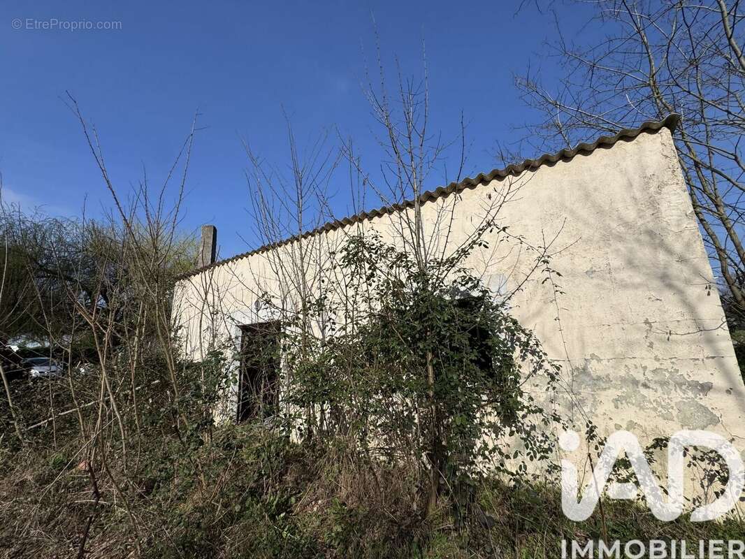 Photo 2 - Maison à LA CHAPELLE-SUR-LOIRE