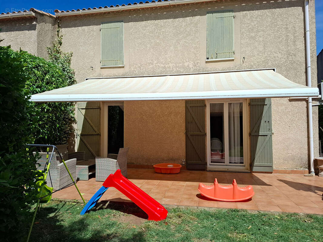 Maison à LES ANGLES