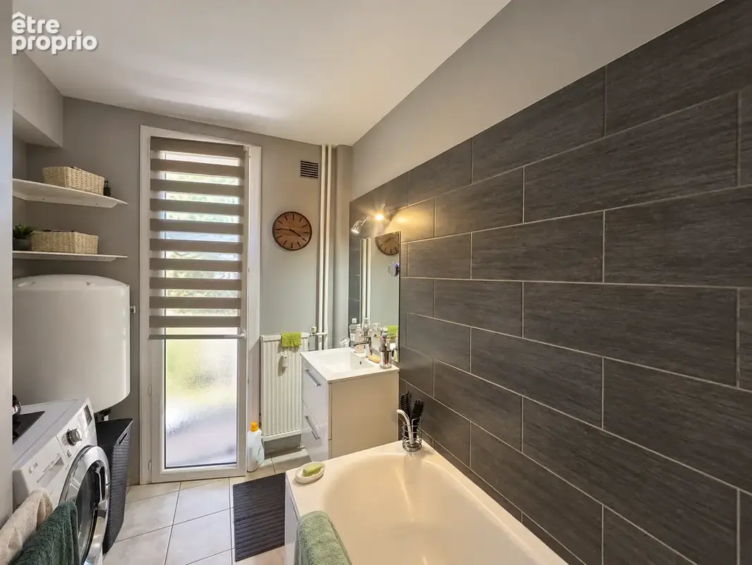 GUILHERAND-GRANGES   T3 de 60 m2 avec terrasse, loggia et cave - photo 4