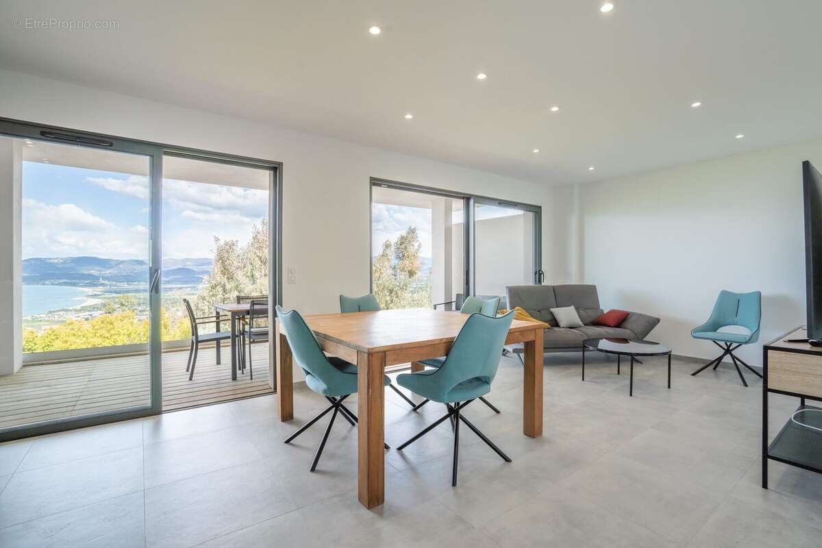 Appartement à PIETROSELLA