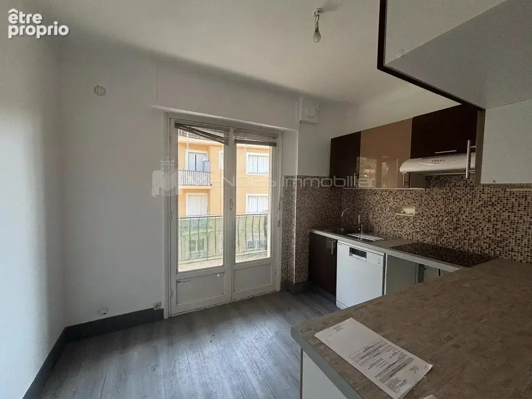 À vendre appartement trois pièces à contes - photo 6