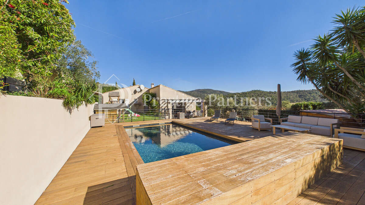 Villa avec piscine au Plan de la Tour - photo 19
