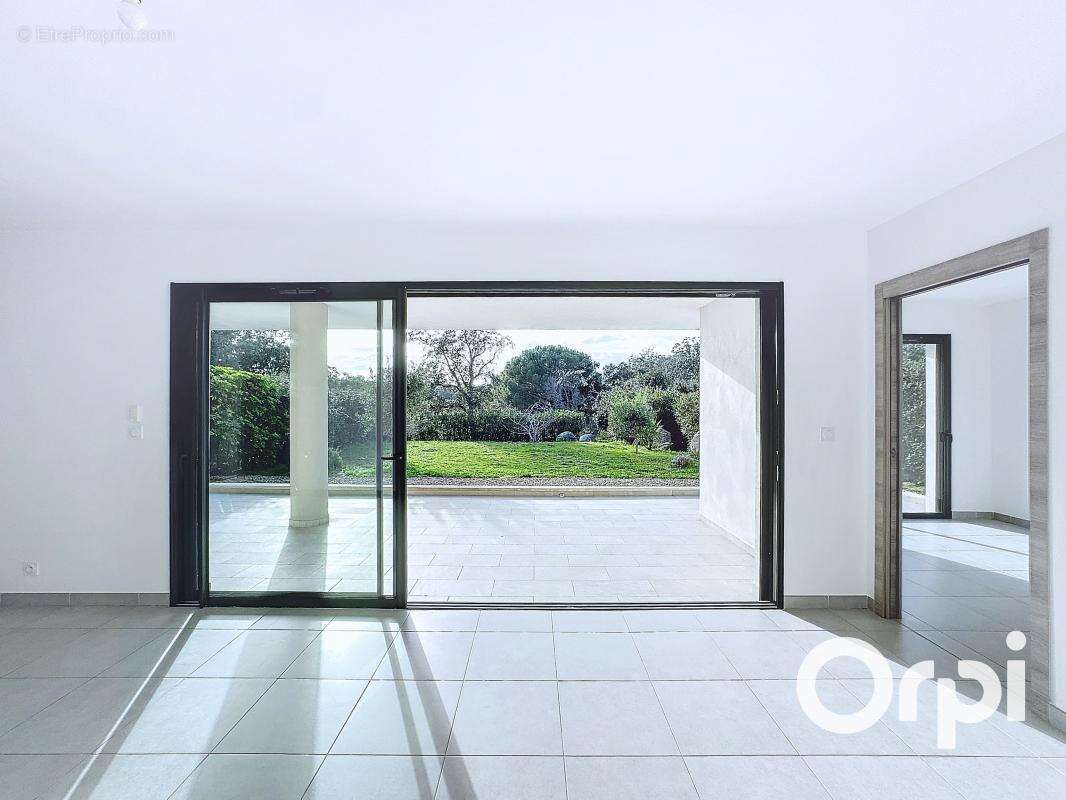 Superbe Appartement T4  avec jardin proche centre de Porto-Vecchio - photo 11