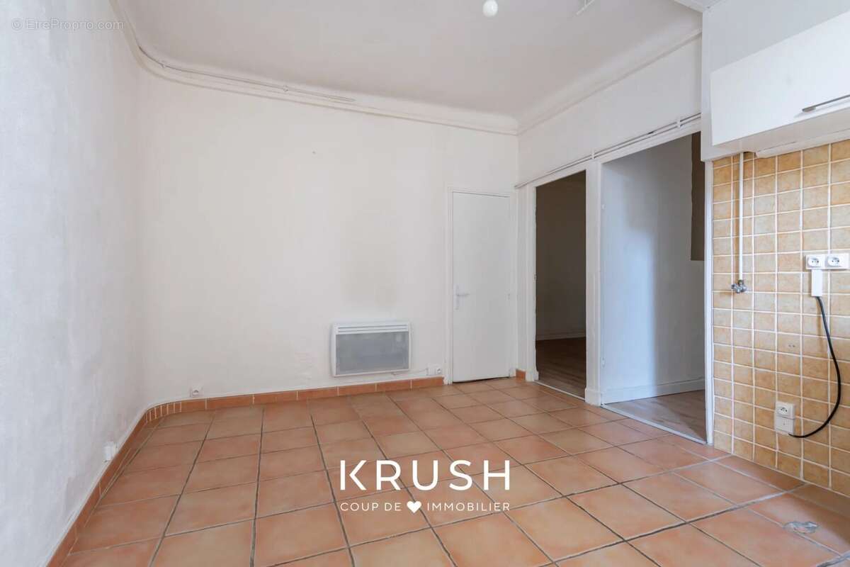 Appartement à MARSEILLE-7E