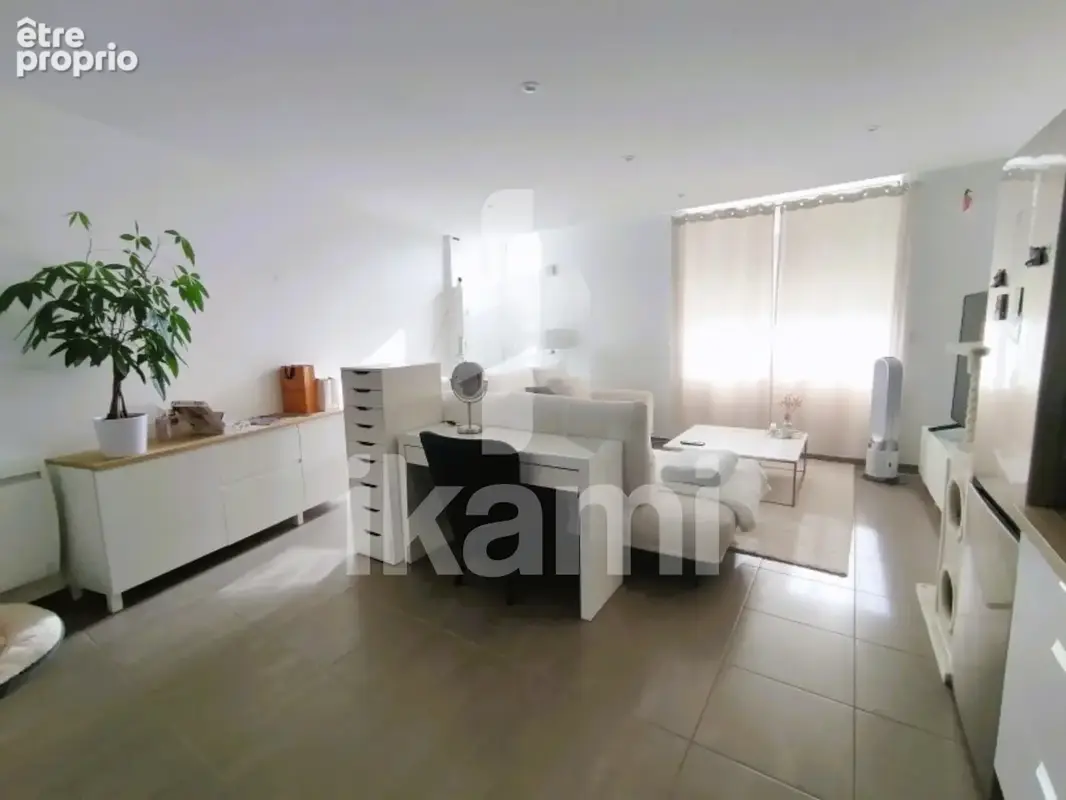 Appartement T2 rénové 57 m2 - GENISSIEUX - photo 2