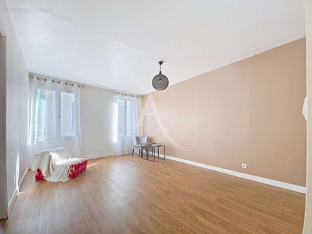 Appartement à MANTES-LA-JOLIE