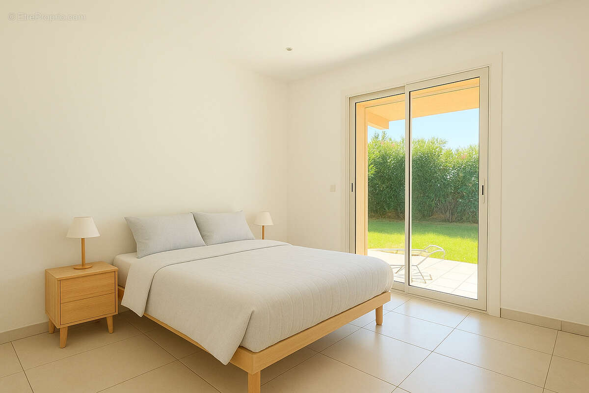 Maison à FREJUS