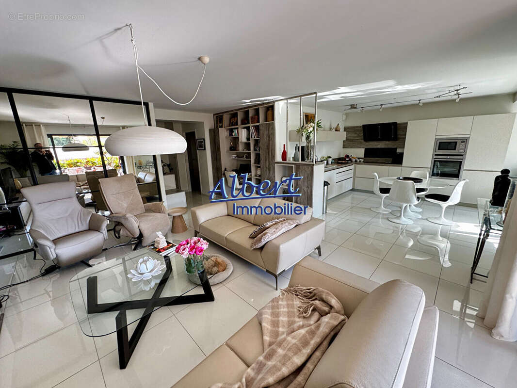 Appartement à SANARY-SUR-MER