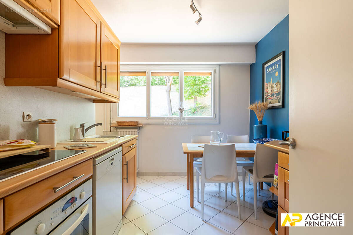 Appartement Le Mesnil Le Roi 4 pièce(s) 86.85 m2 - photo 12