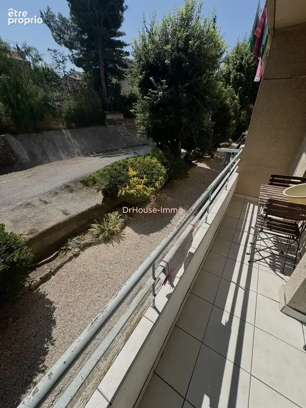 Appartement 53 m² à Marseille-4e  - photo 4