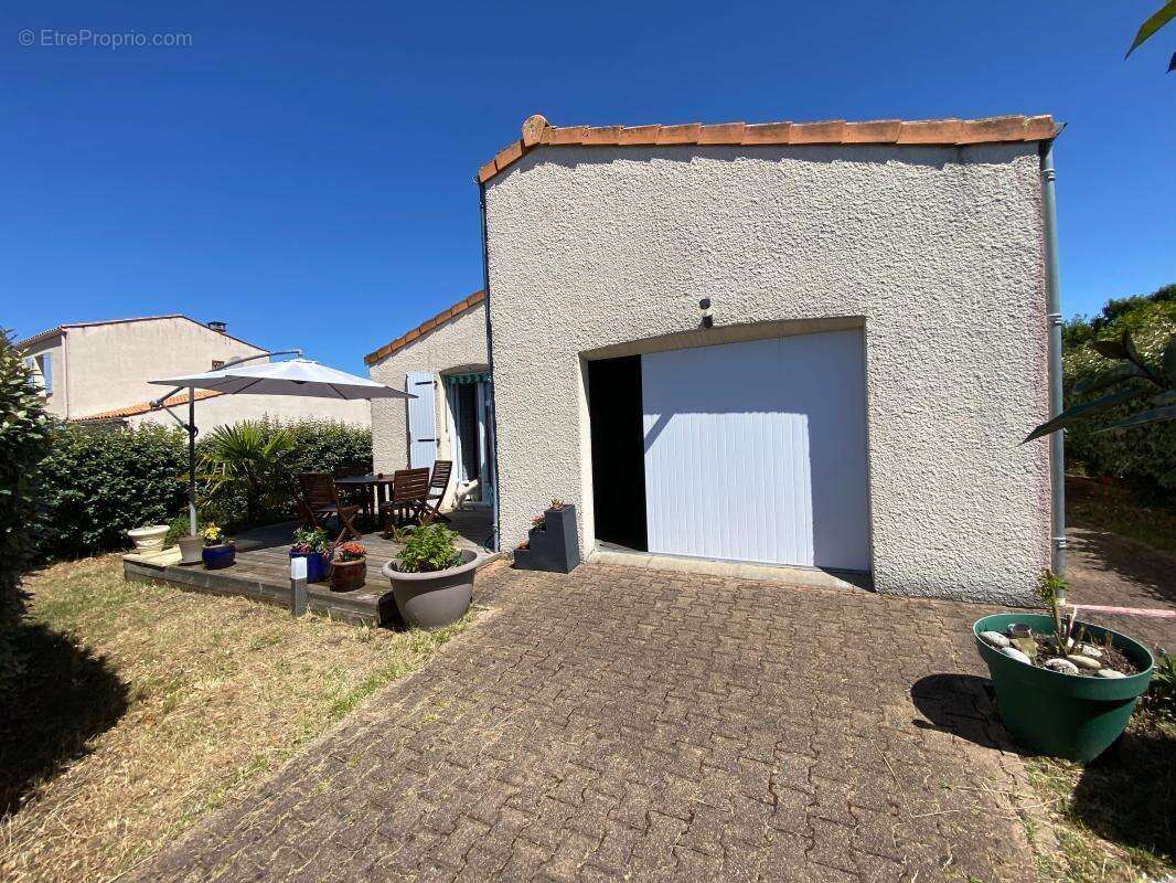 Maison à LES MATHES