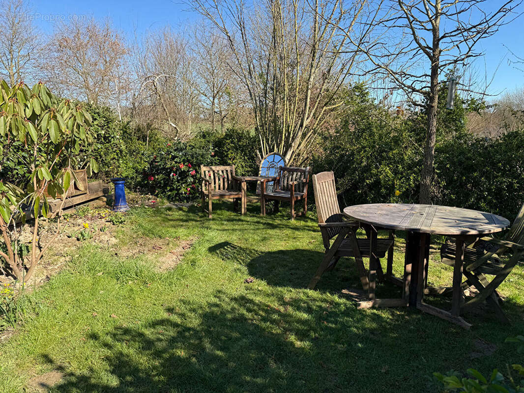 Maison à NOYAL-SOUS-BAZOUGES