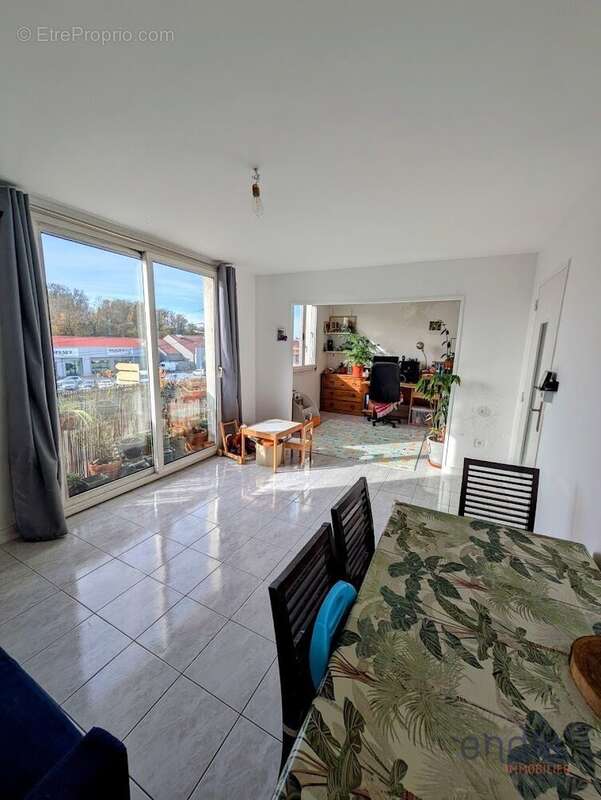 Appartement 70 m² à Besancon  - photo 4