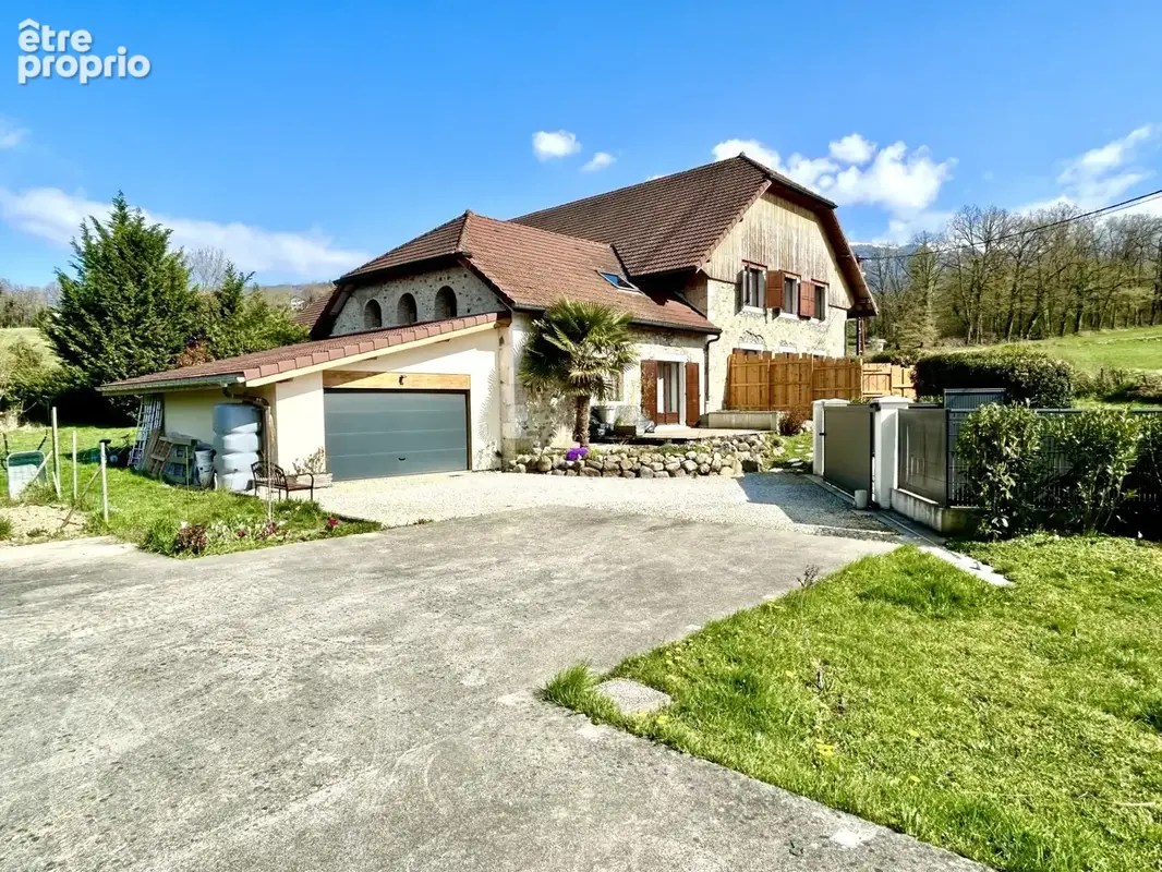 Maison à ALBY-SUR-CHERAN