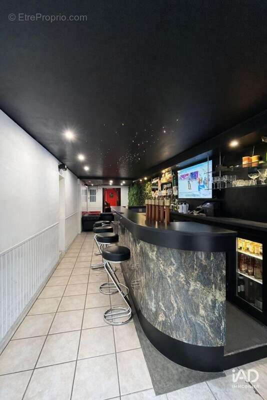 Photo 2 - Commerce à SAINT-GERMAIN-EN-LAYE