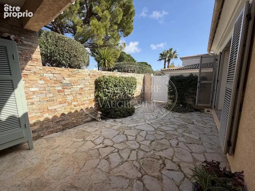 Vente hauts de vaugrenier villa-patio 3 pièces  660 000.-€ - photo 6